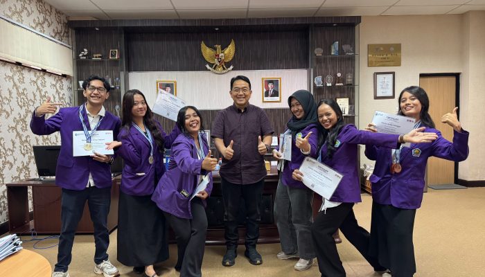 Borong 9 Penghargaan di IPEC 2026, Polmed Tembus Enam Besar Nasional
