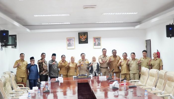 Perkuat Kolaborasi Antarwilayah, Wabup Tiorita Bahas Kerja Sama Strategis Langkat-Karo