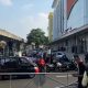 Kantor Hotman Paris Dikepung Massa, Orator Soroti Pernyataan soal Jurnalis