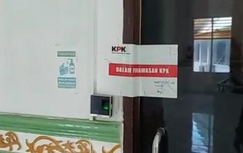 KPK Segel Ruang Kerja Bupati Langkat, Satpol PP Berjaga-Jaga