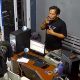 Modus Ambil Laptop Servis, Pria Gondol Barang dari Toko Komputer Saat Pemilik Salat Magrib