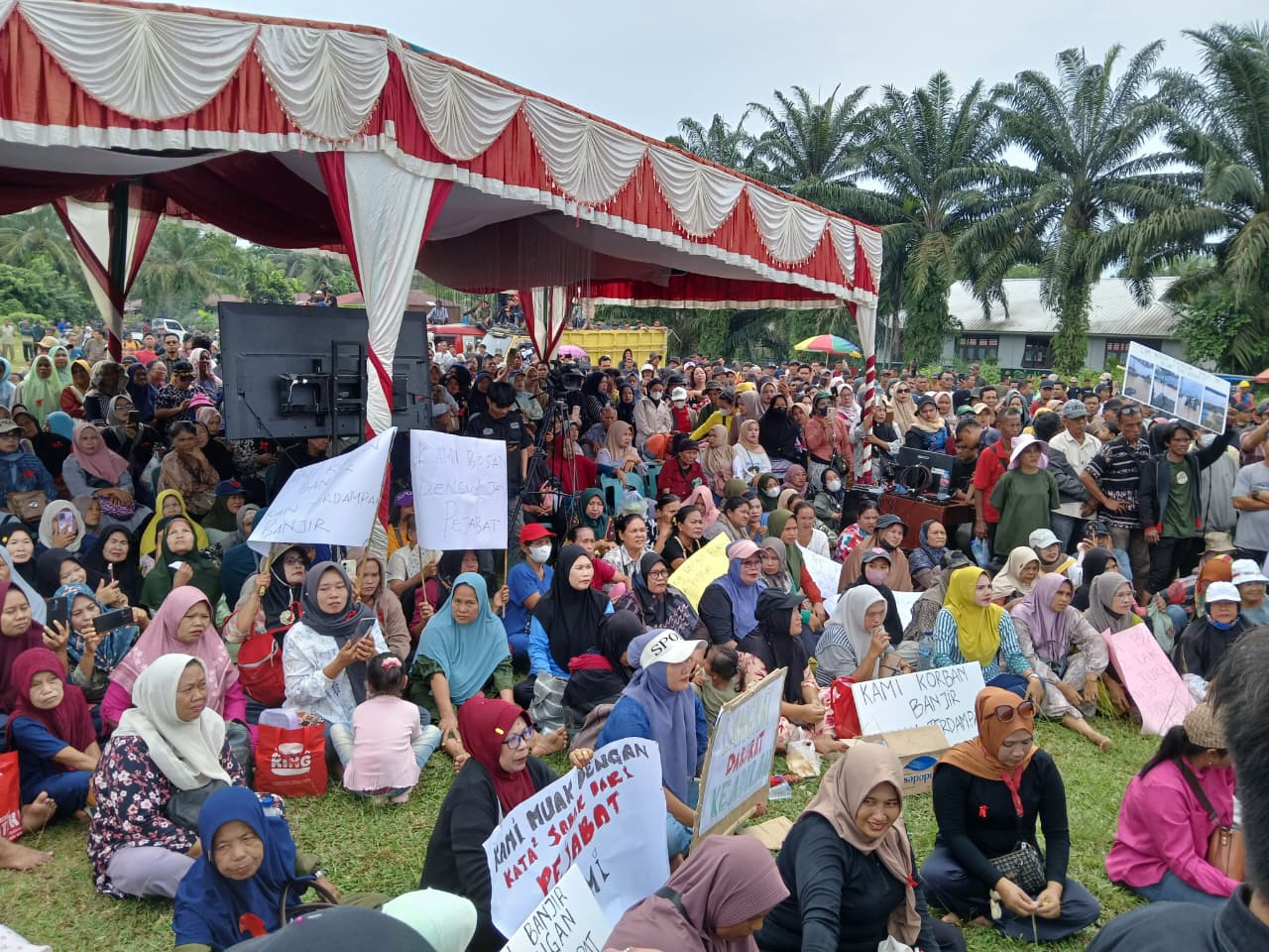 Ribuan Korban Banjir di Langkat