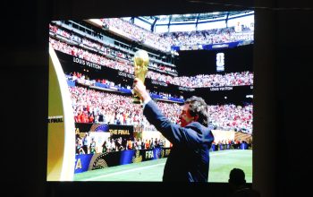 Sekda Binjai Nobar Final Piala Dunia 2026 Bersama Warga, UMKM Ikut Terdongkrak