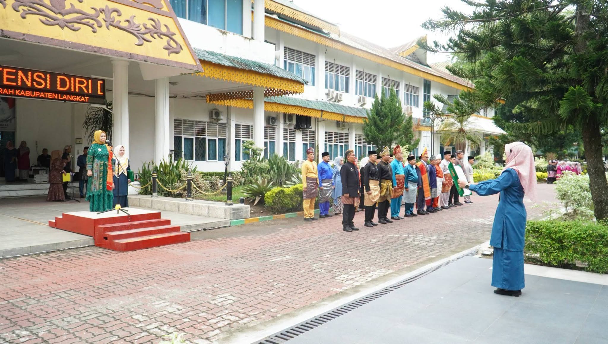 Tiorita Soal Keluarga