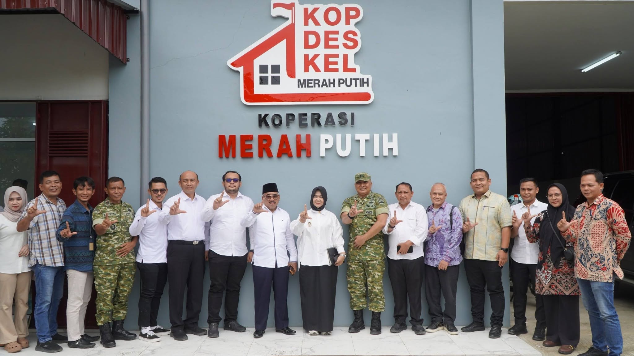 Wabup Tiorita Ikuti Peresmian Koperasi Merah Putih, Langkat