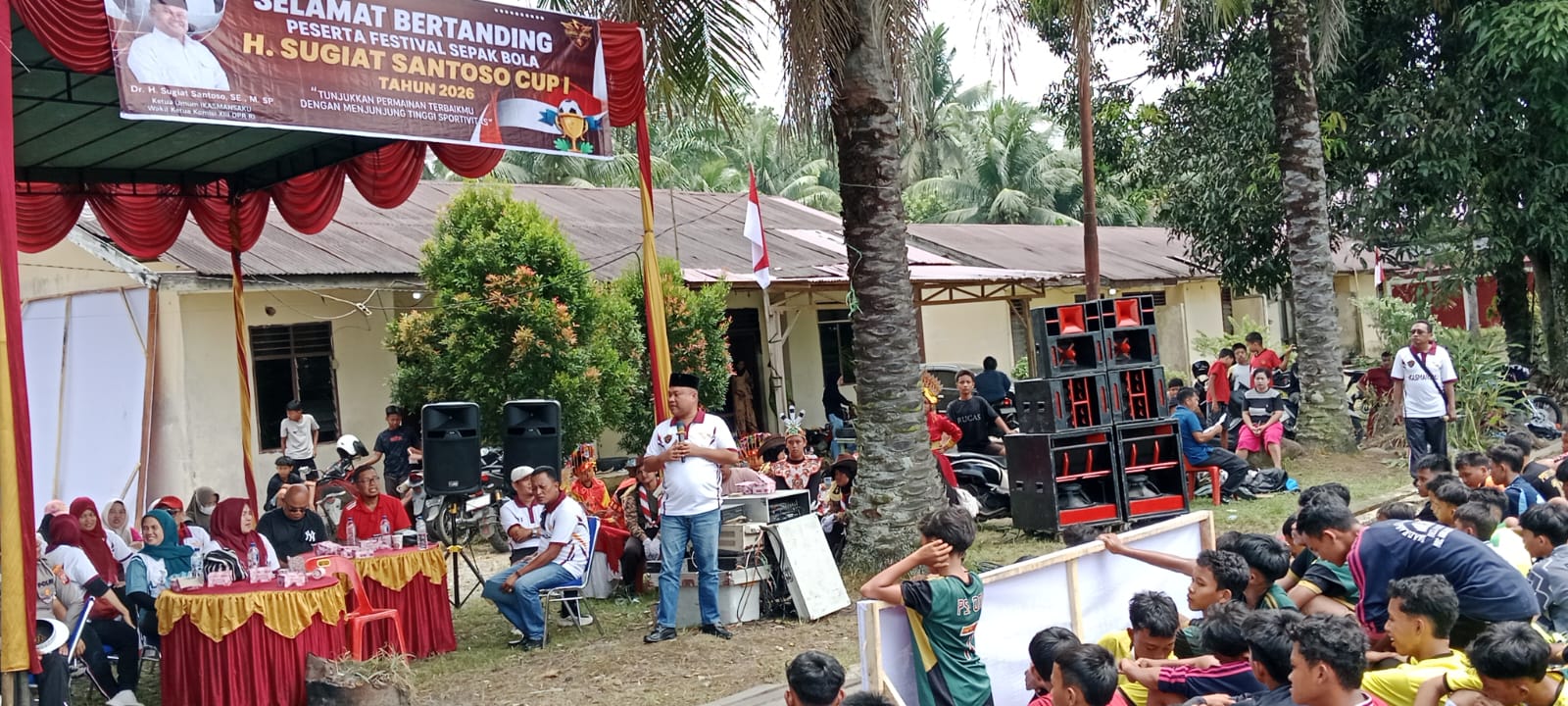 IKASMANSAKU Gelar Sugiat Santoso CUP I