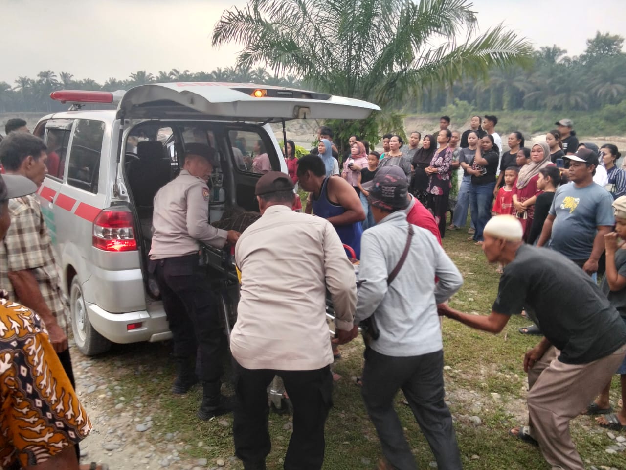 Pelajar 14 Tahun Ditemukan Meninggal di Sungai Batang Serangan