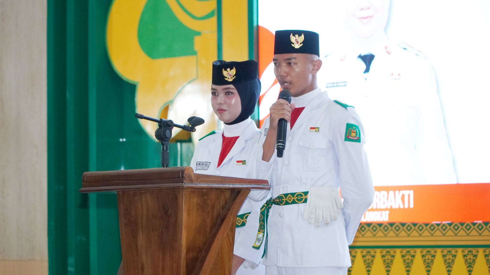 Tiorita bersama Paskibraka Langkat 2026