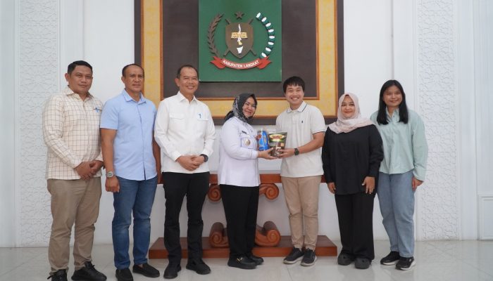 Bahas Budidaya Maggot, Tiorita Dorong Sampah Organik Langkat Bernilai Ekonomi