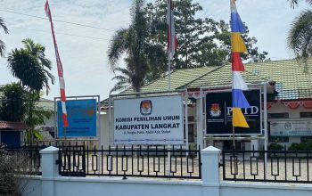 Diberhentikan Soal Dugaan Penggelapan Mobil Milik Pemkab, Ketua KPU Langkat Bungkam