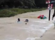 Jalan Lintas Padang Tualang-Tangkahan Kembali Banjir, Warga Pertanyakan Solusi Penanganannya