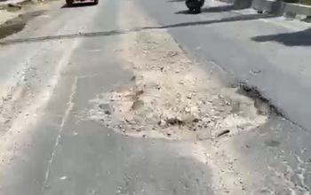 Jalan Nasional di Sekitar Titi Sei Wampu Langkat Rusak dan Berlubang, Pengendara Diminta Waspada