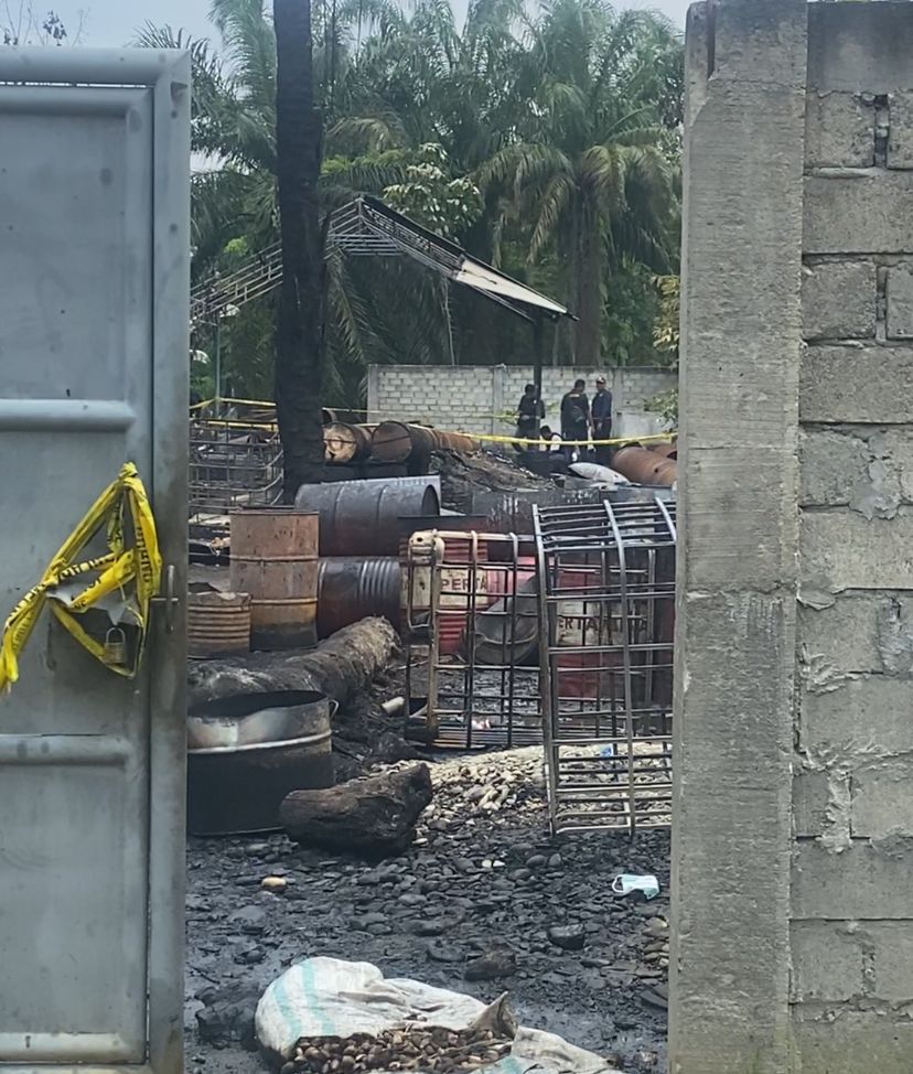 Kebakaran Dapur Minyak di Gebang Langkat Diselidiki, Labfor Polda Sumut Ambil Sampel di TKP