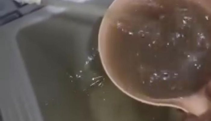 Pelanggan PDAM Tirta Wampu Keluhkan Air Keruh Bercampur Lumpur di Stabat