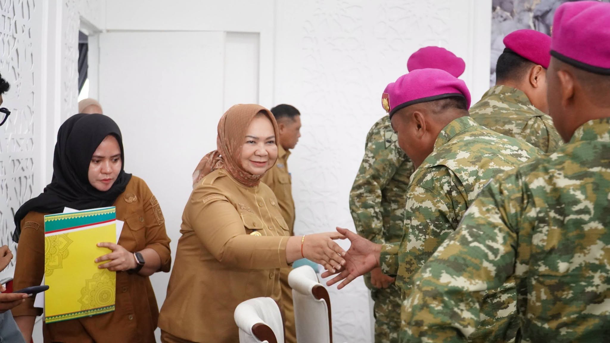 Tiorita Bersama Marinir Harimau Putih di Langkat