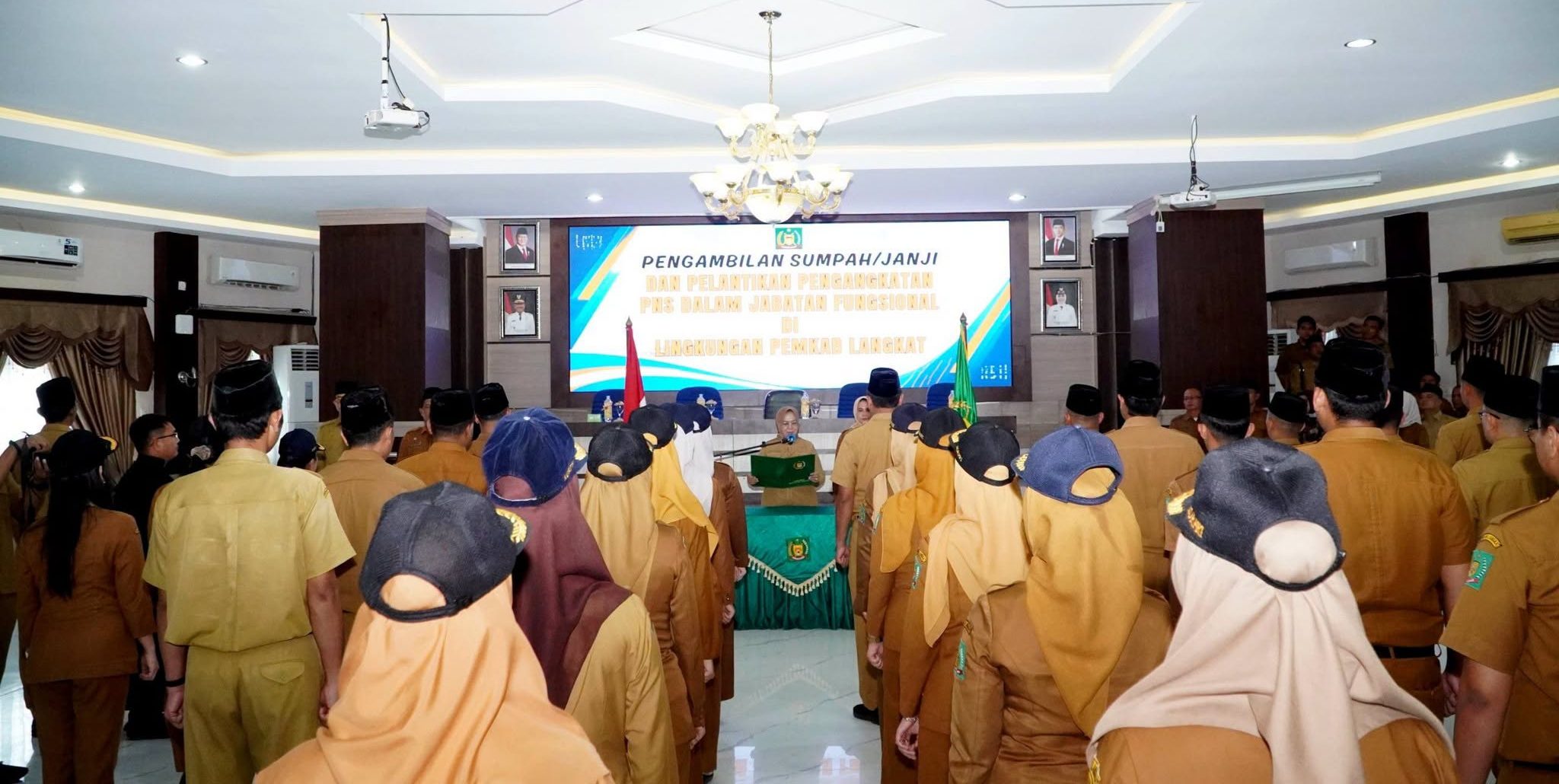 Tiorita Lantik 42 Pejabat Langkat