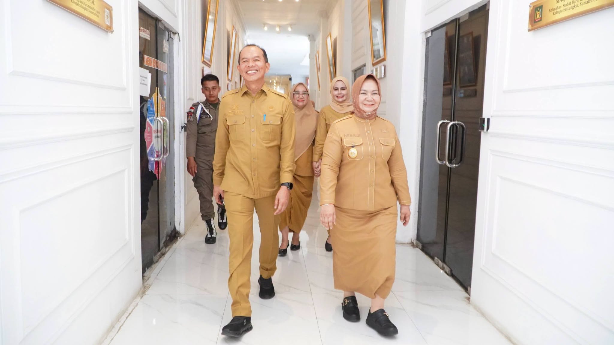 Tiorita Lantik 42 Pejabat di Langkat