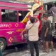 Truk dan Bus Murni Kecelakaan di Tandam Hulu, Tiga Orang Dilarikan untuk Perawatan