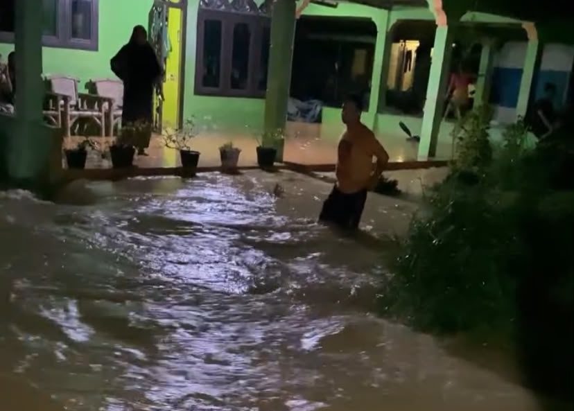 Hujan Kembali Guyur, Banjir Melanda Dua Desa di Besitang Langkat