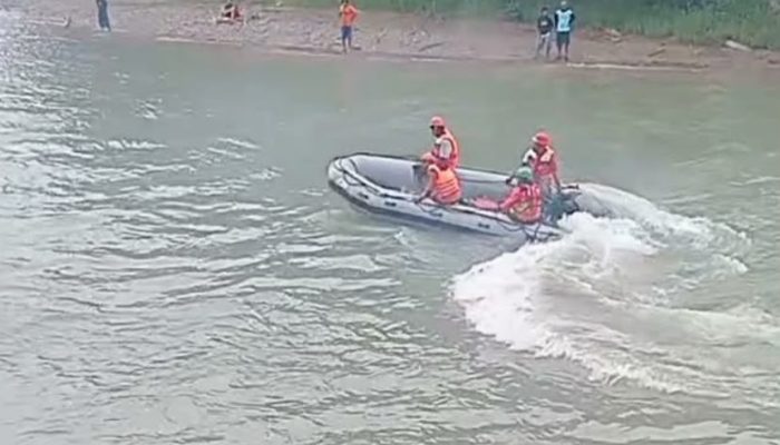 Pencarian Anak Hanyut di Dusun Aras Napal Besitang Terus Dilakukan, Korban Belum Ditemukan