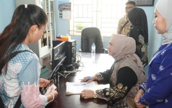 Plt Bupati Langkat Sidak Kantor Camat Hinai