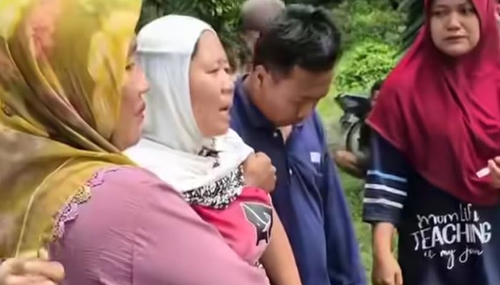 Tangis Ibu di Sungai Begumit Langkat, Berulang Kali Panggil Andika: “Pulanglah, Nak, Mama Sudah di Sini”